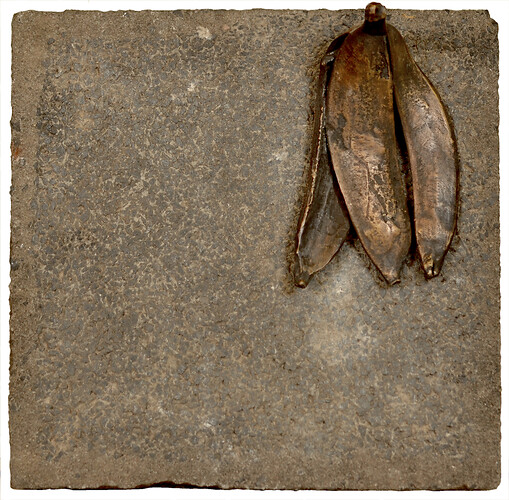 Philipp Selig: o.T.. Bronzeguss 
40cm mal 40cm mal 10cm
2020